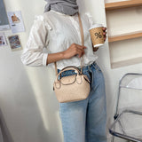 En-ji Byeori Slingbag - Cream