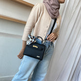 En-ji Seoljin Slingbag - Black