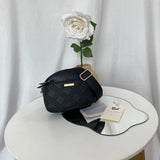 En-ji Seyun Slingbag - Black