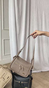 En-ji Bohyun Shoulderbag - Black