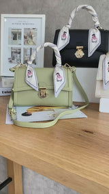 En-ji Kyungsoo Handbag – Olive