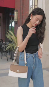 En-ji Siyeon Shoulderbag - Black