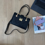 En-ji Seolhui Shoulderbag - Black