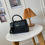 En-ji Saeun Handbag - Black