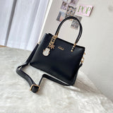 En-ji Arumi Handbag - Black