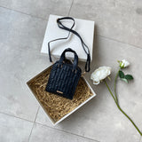 En-ji Sihoo Slingbag - Black