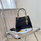 En-ji Yonbi Handbag - Black