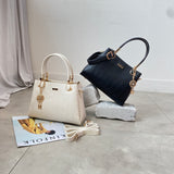 En-ji Yonbi Handbag - Mint