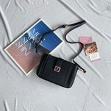 En-ji Yongsil Slingbag - Black