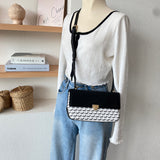 En-ji Hyuri Slingbag - Black