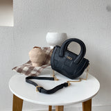 En-ji Sebin Slingbag - Black