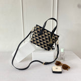 En-ji Yobin Handbag - Black