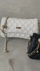 En-ji Sehyung Slingbag - Black