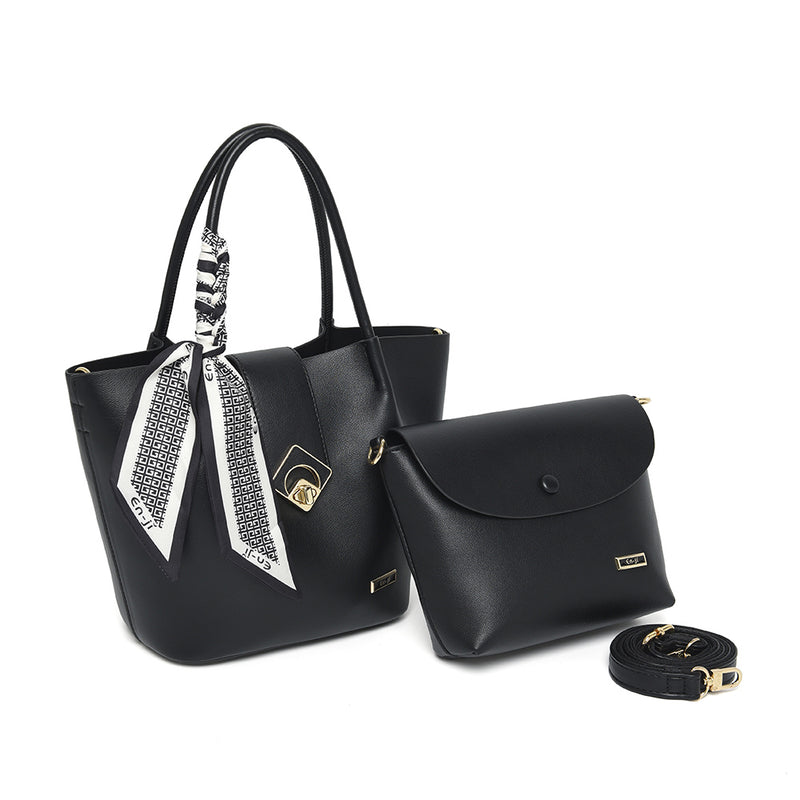 En-ji Namyol Handbag - Black