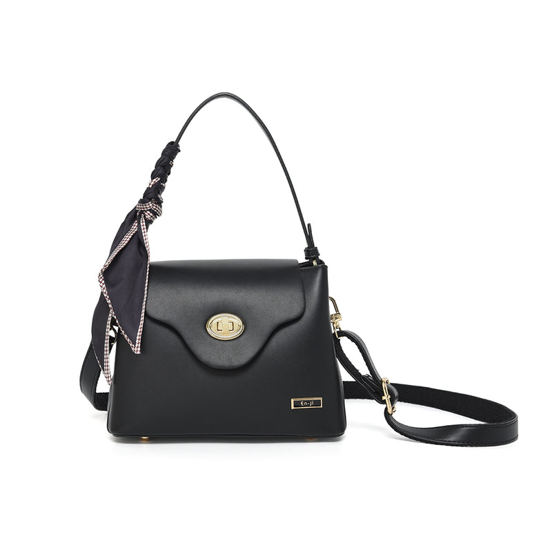 En-ji Dongji Handbag - Black