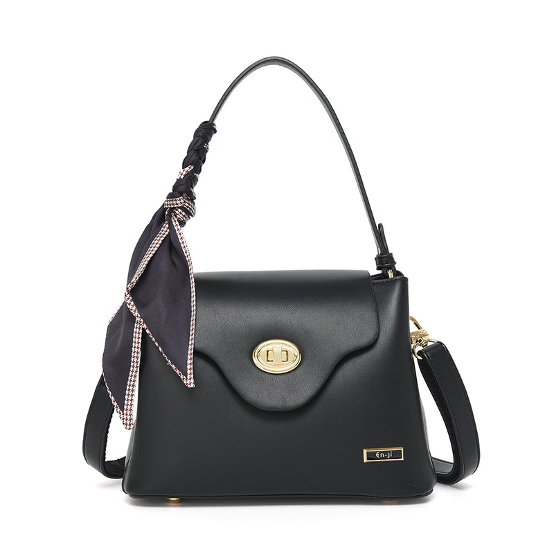 En-ji Dongji Handbag - Black