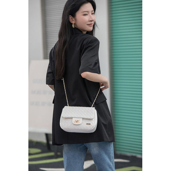 En-ji Yunja Slingbag - Black