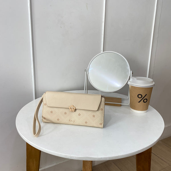 En-ji Kawai Wallet - Cream