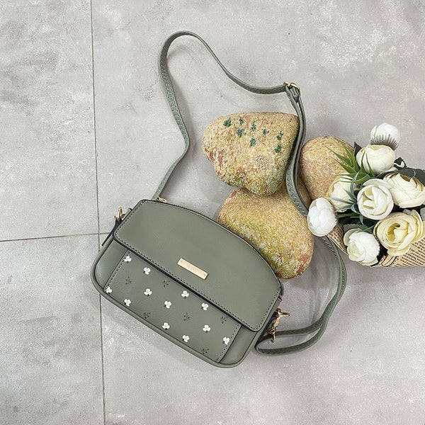 En-ji Dongmi Slingbag - Olive