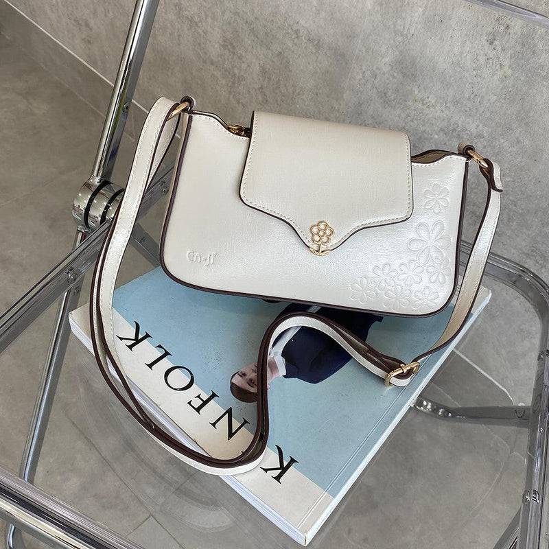 En-ji Jeol Slingbag - Ivory - EN-JI