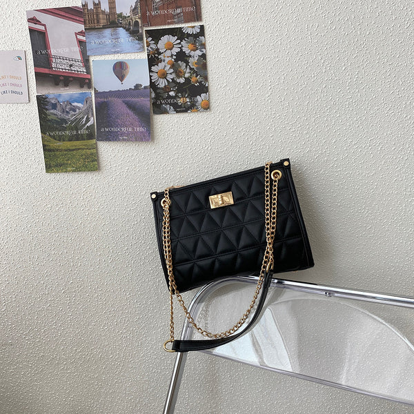 En-ji Seyeon Shoulderbag - Black