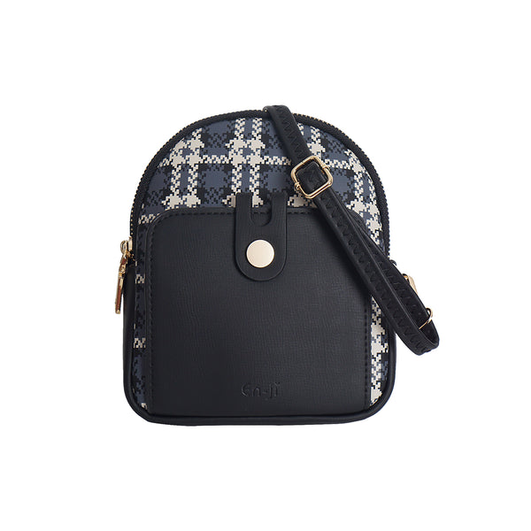 En-ji Dabin Slingbag - Black