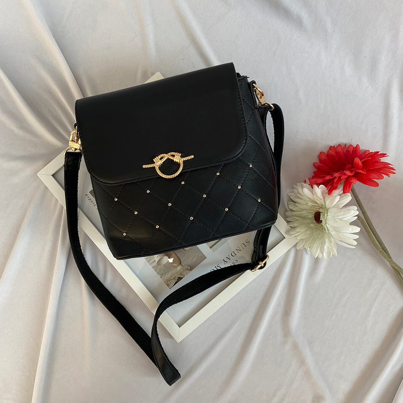 En-ji Sakura Shoulderbag - Black