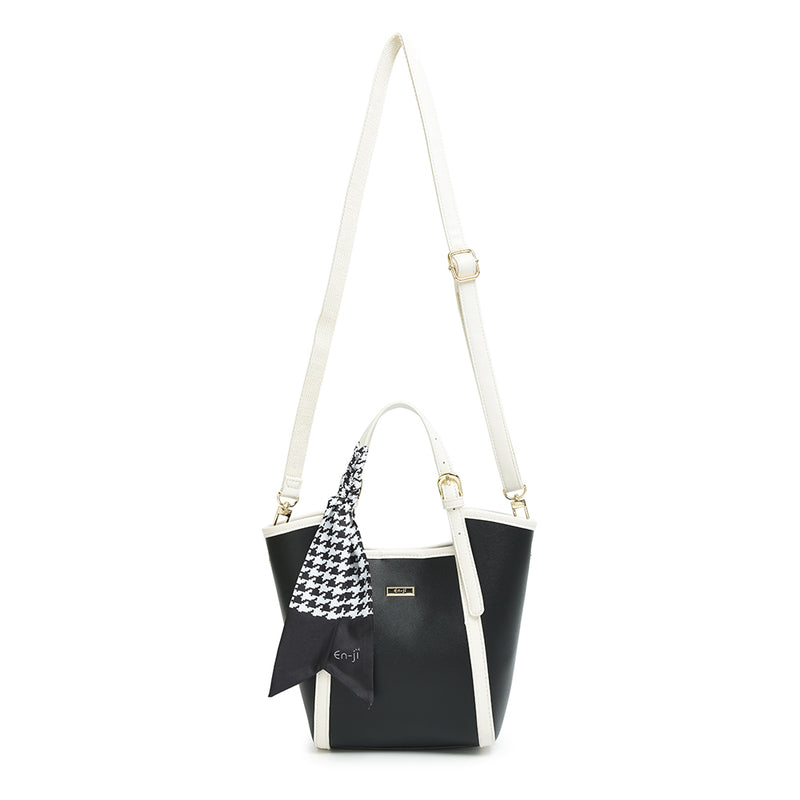 En-ji Shinbi Handbag - Black