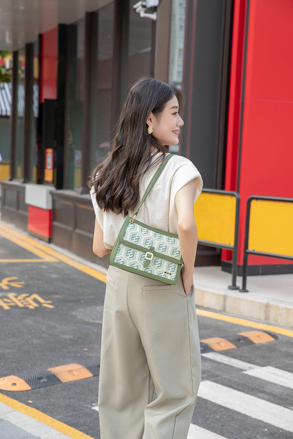 En-ji Dahyun Shoulderbag - Khaki