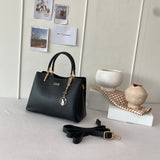 En-ji Hyoni Handbag - Black