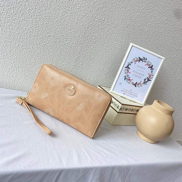En-ji Riyeon Wallet - Apricot