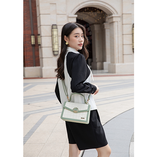 En-ji Seulbi Handbag - Black